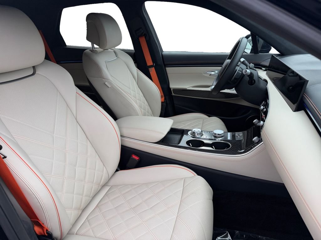 Used 2026 Genesis GV70 3.5T Sport Prestige image 15