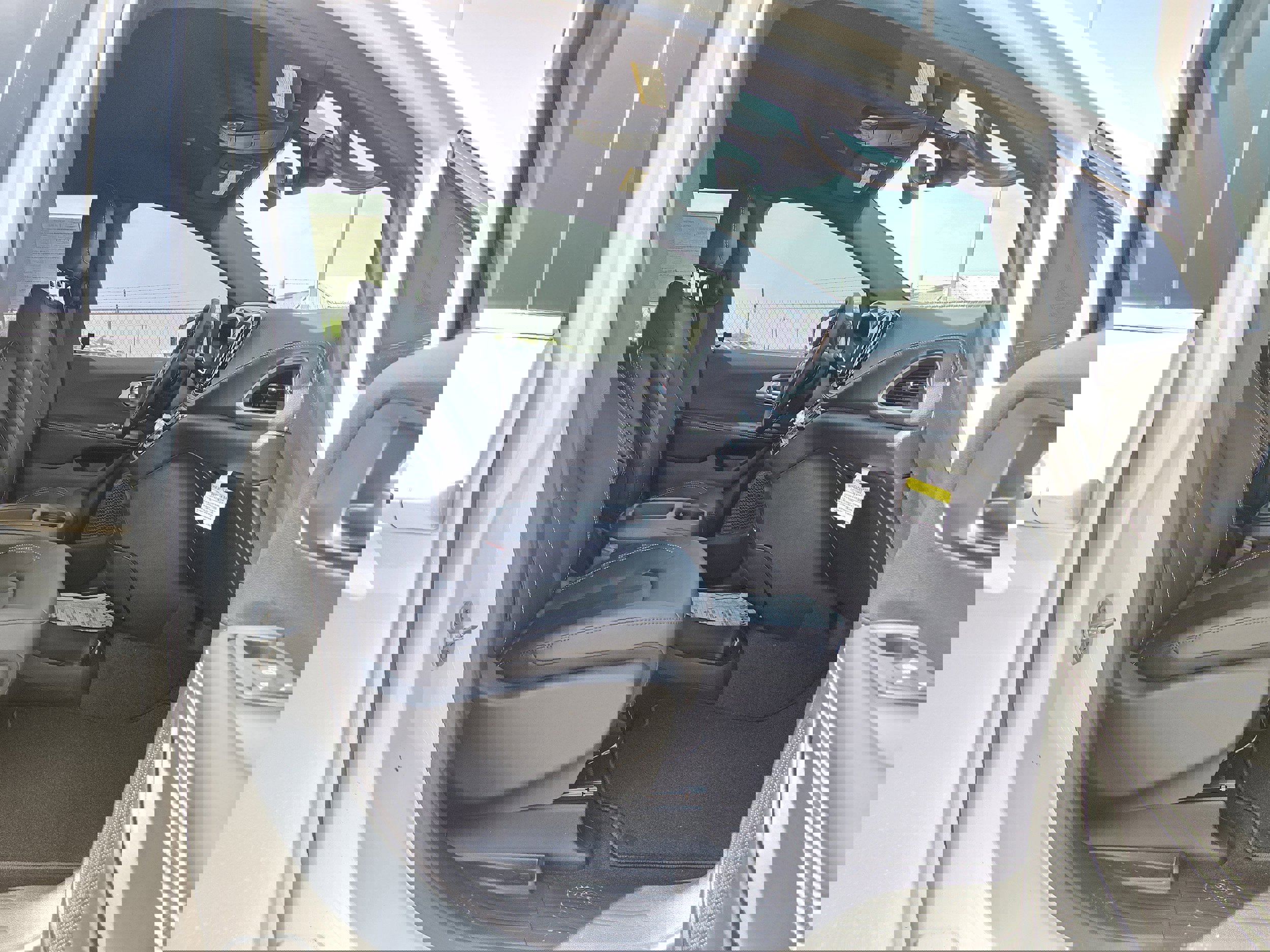 New 2026 Chrysler Pacifica Select image 18