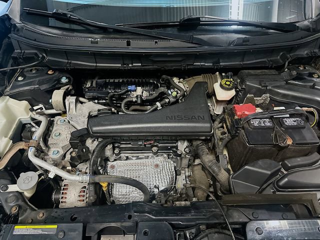 Used 2016 Nissan Rogue SV image 31