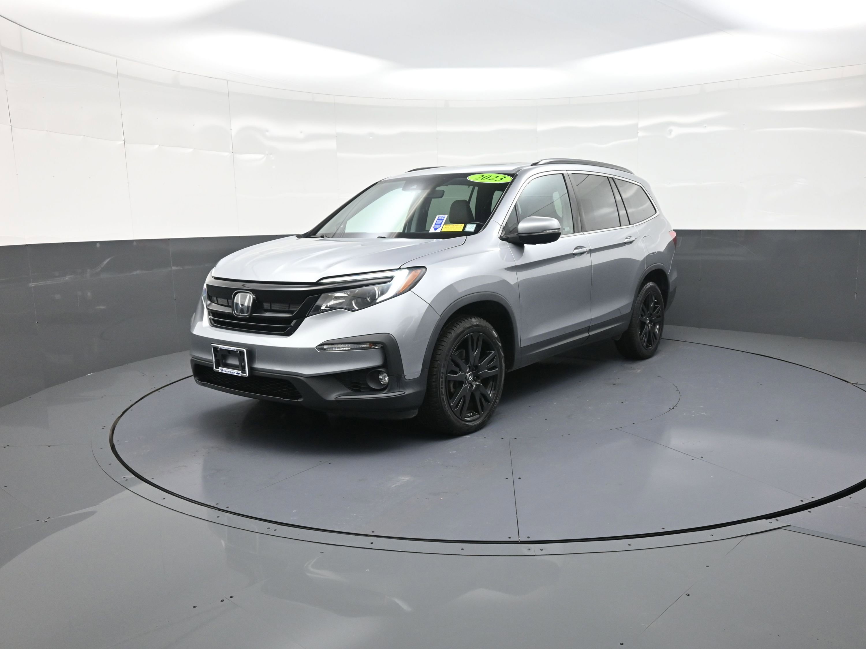 Used 2021 Honda Pilot Special Edition image 3