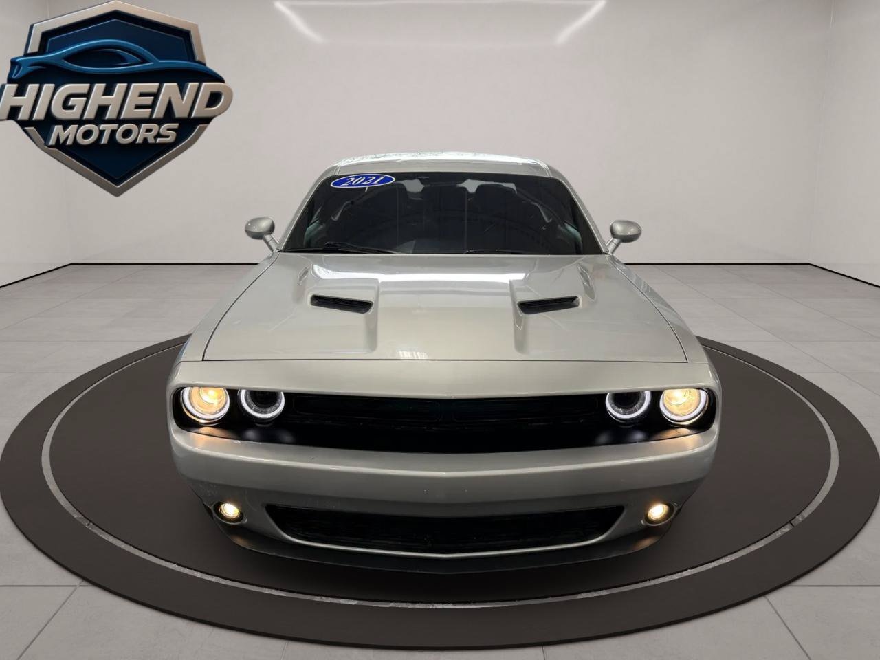 Used 2021 Dodge Challenger SXT w/ Blacktop Package RWD image 10