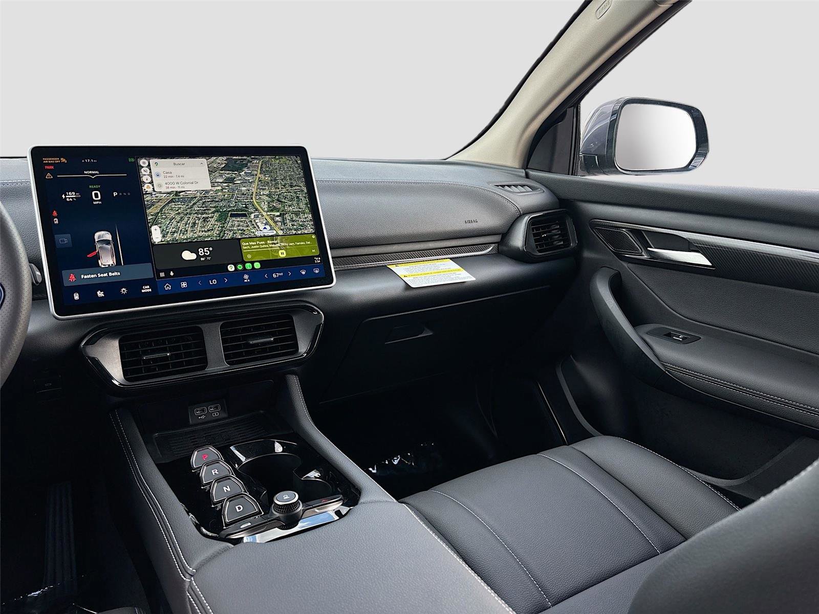 New 2025 VinFast VF 8 Eco image 23