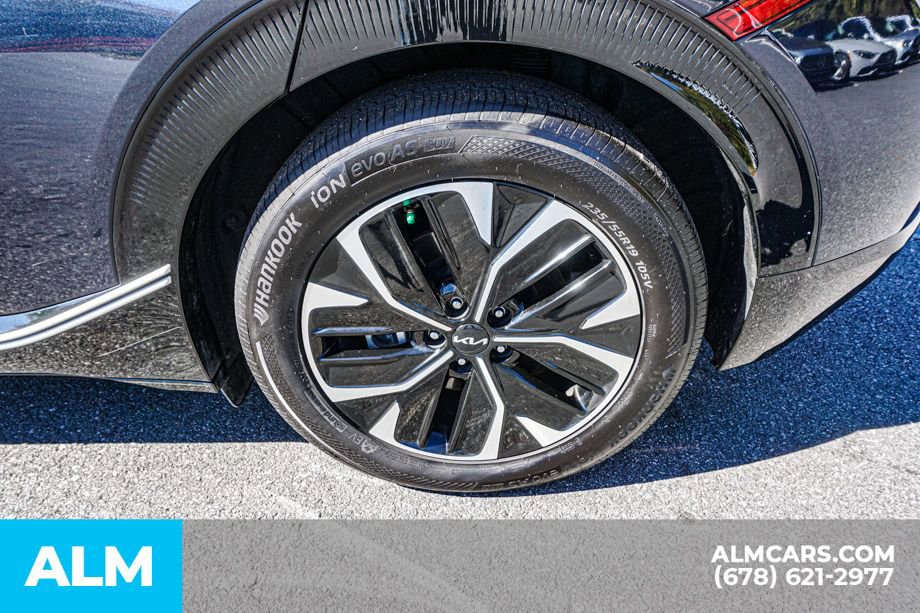 Used 2023 Kia EV6 Wind image 17