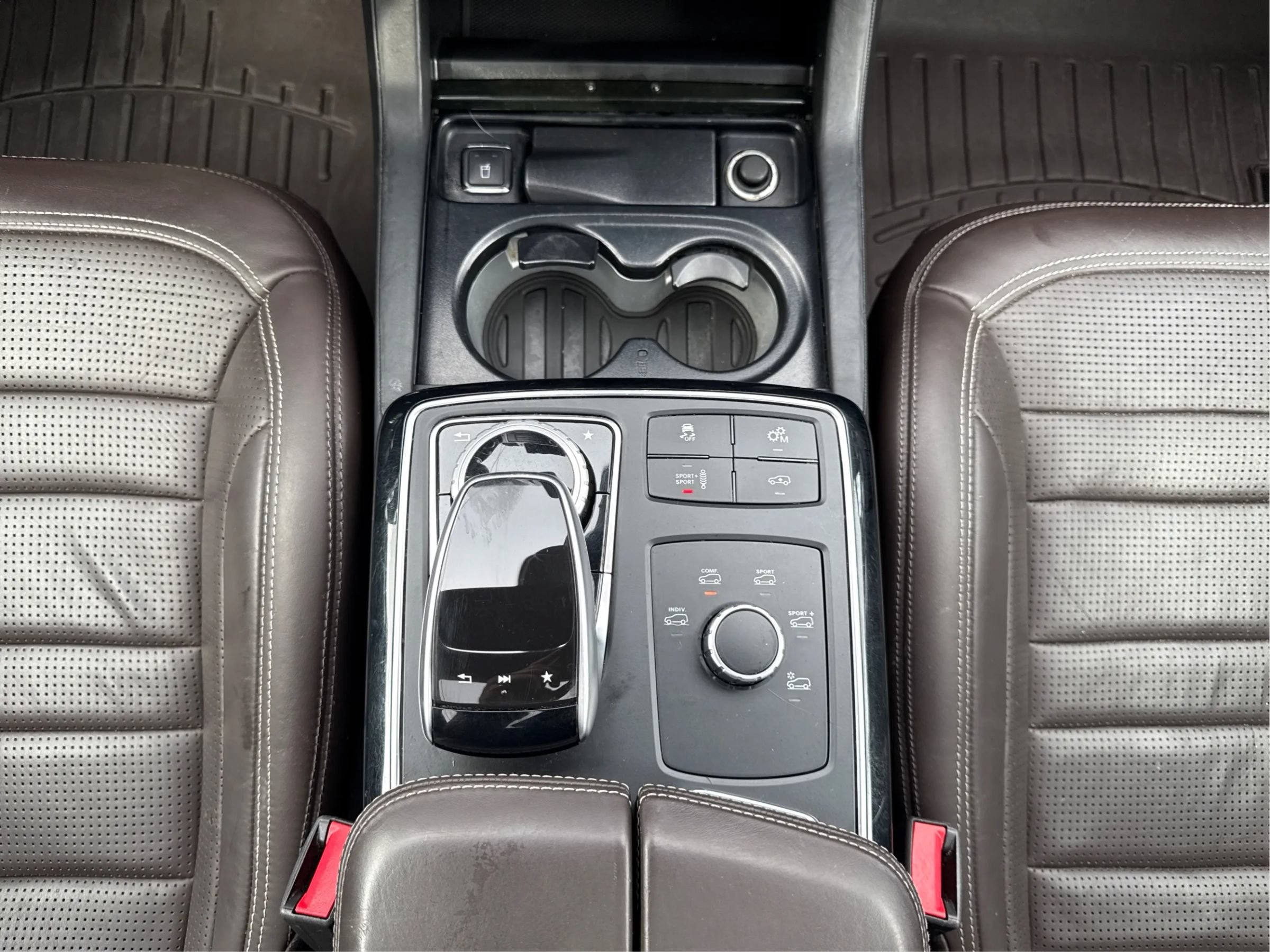 Used 2019 Mercedes-Benz GLS 63 AMG 4MATIC w/ AMG Night Styling Package image 17