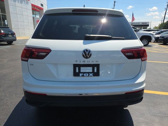 Used 2023 Volkswagen Tiguan SE FWD image 6