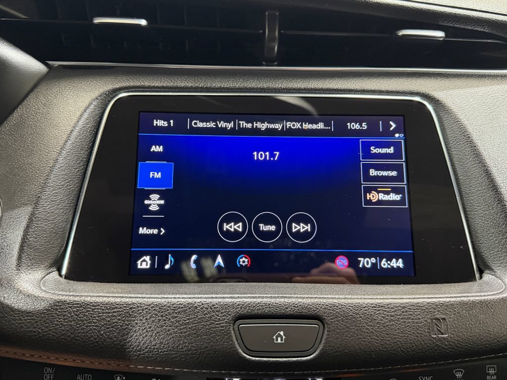 Used 2019 Cadillac XT4 Premium Luxury FWD image 27
