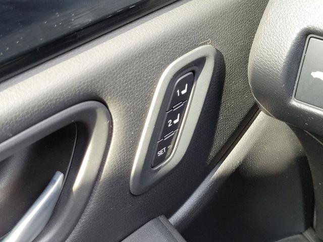 Used 2025 Honda Pilot TrailSport image 30