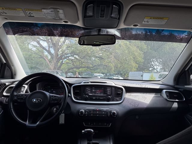Used 2016 Kia Sorento FWD w/ LX Convenience Package image 16