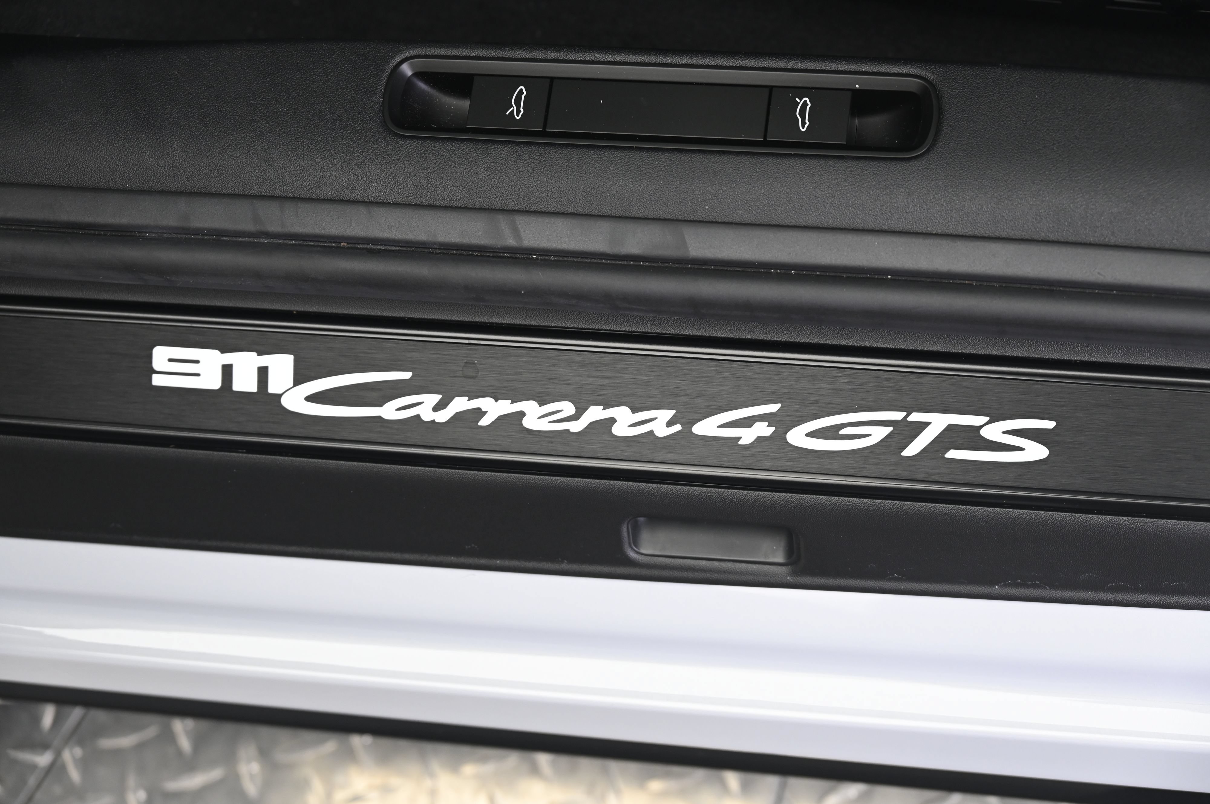 Certified 2026 Porsche 911 Carrera 4 GTS AWD/4WD image 24