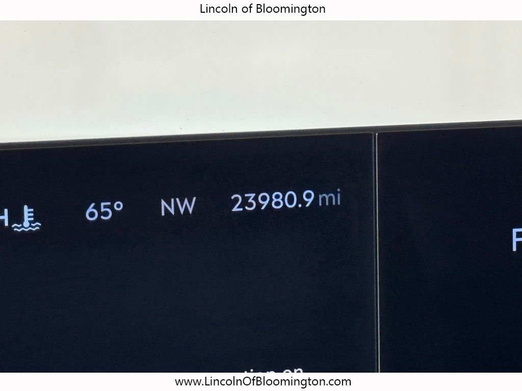 Certified 2025 Lincoln Navigator Reserve image 52