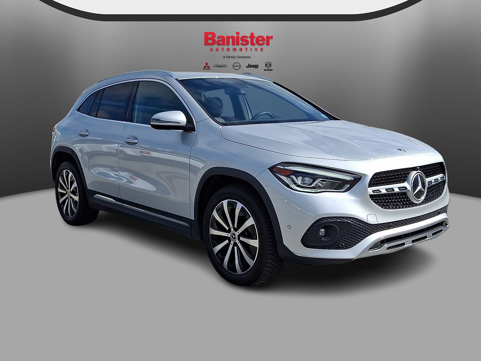 Used 2023 Mercedes-Benz GLA 250 4MATIC image 3