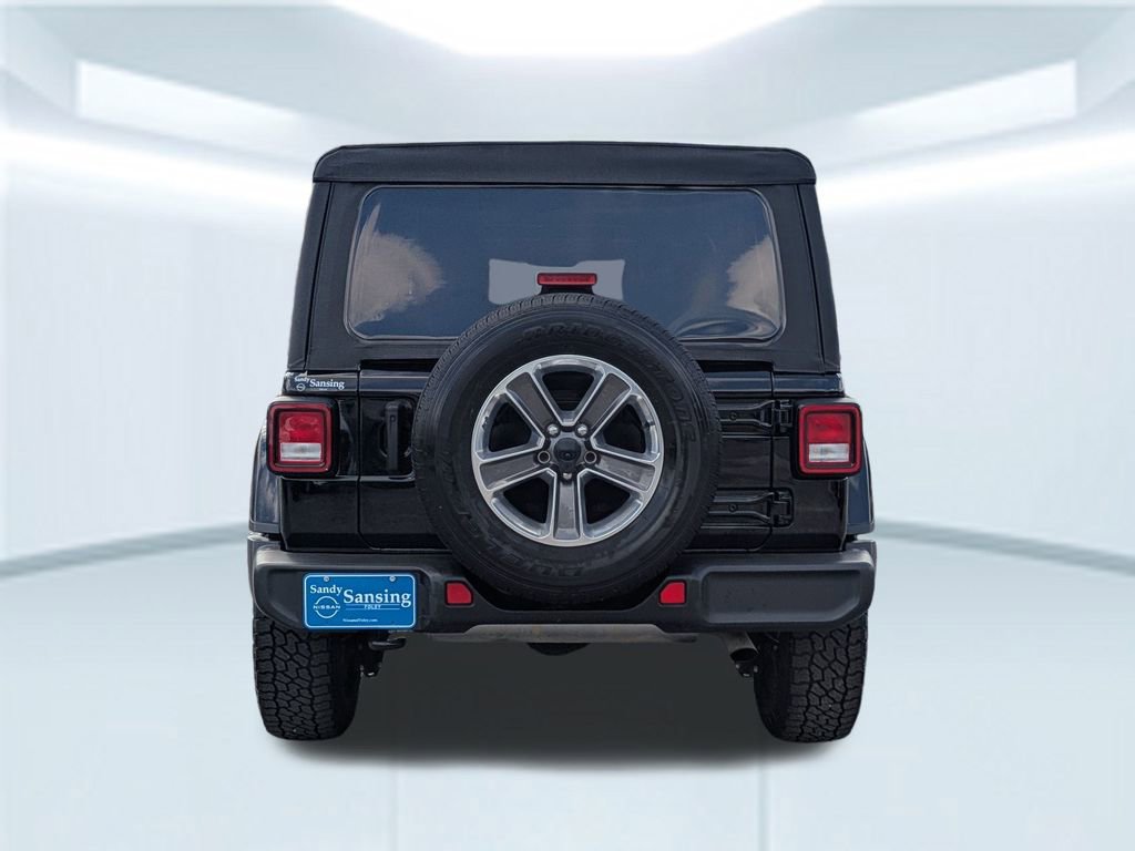 Used 2022 Jeep Wrangler Unlimited Sahara image 5