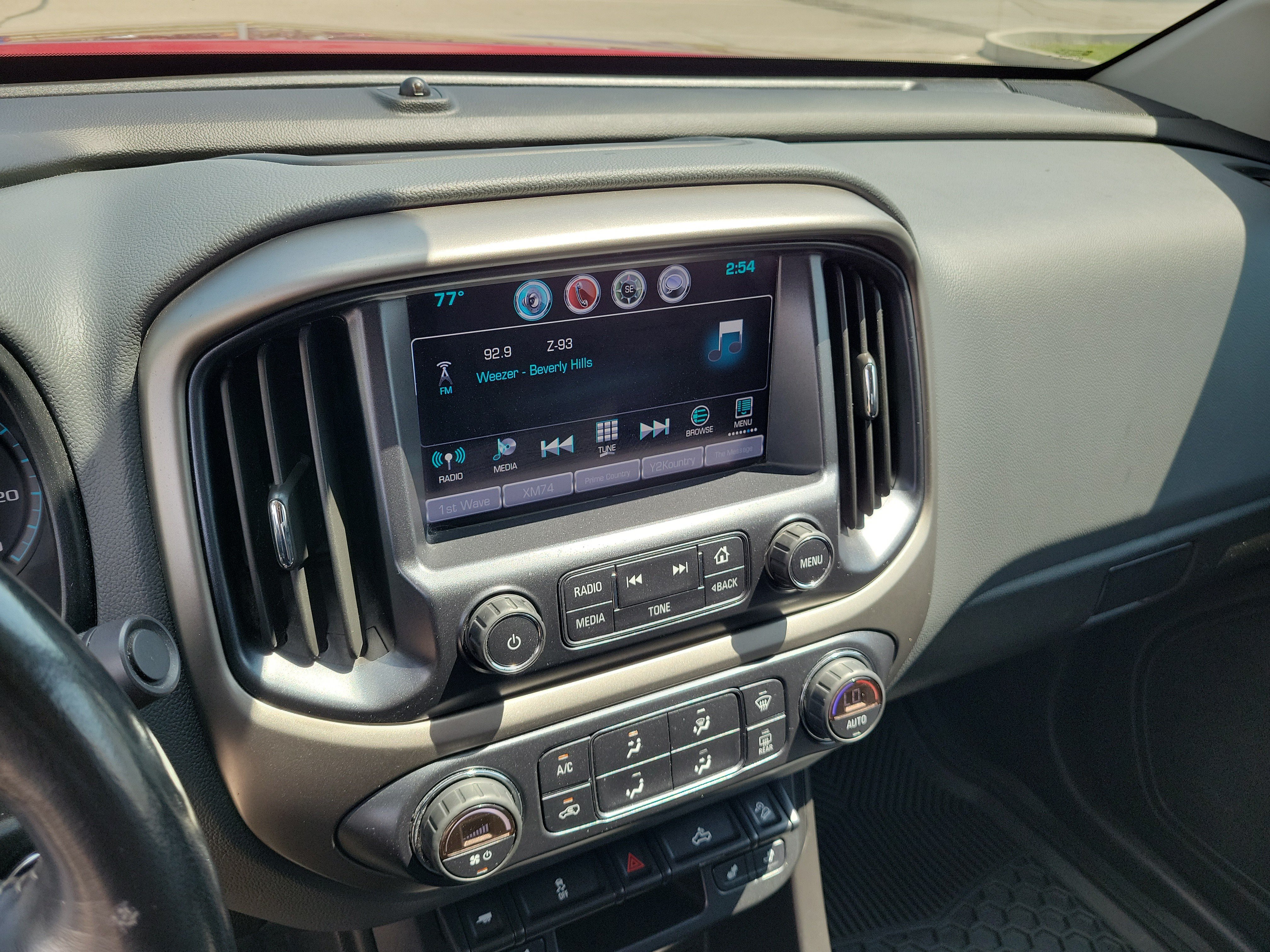 Used 2017 Chevrolet Colorado Z71 AWD/4WD image 26