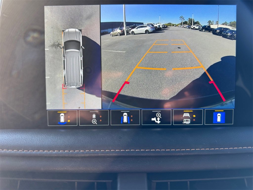 Used 2023 GMC Yukon AT4 w/ AT4 Premium Package image 25