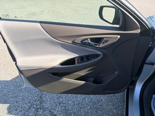 Used 2020 Chevrolet Malibu LS FWD image 11