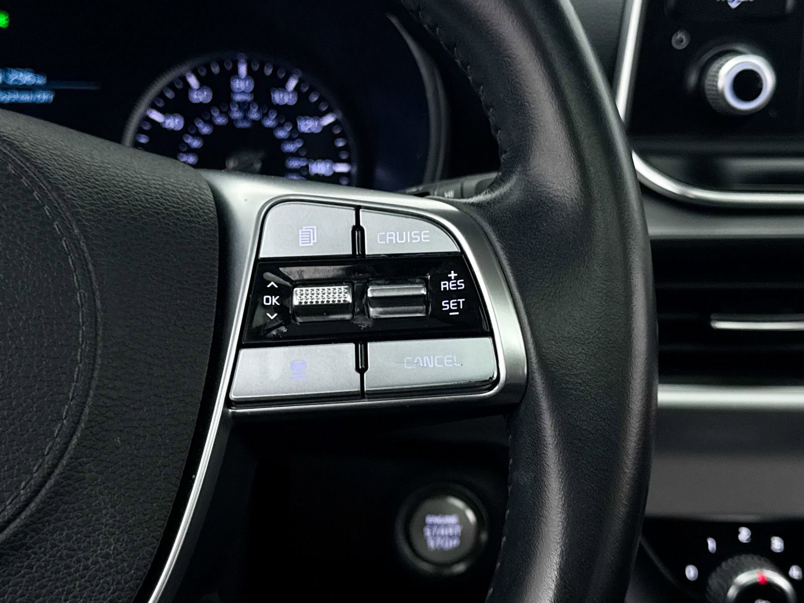 Used 2020 Kia Telluride S w/ S 8 Passenger Seating Package FWD image 35