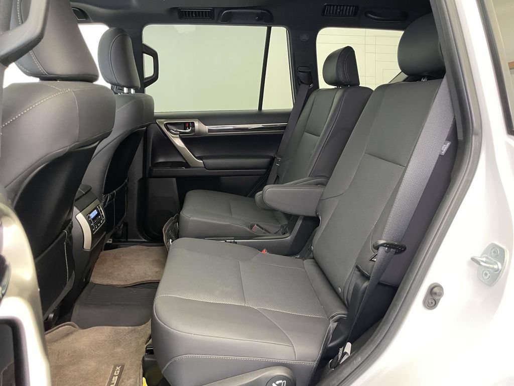 Used 2021 Lexus GX 460 Premium AWD/4WD image 16