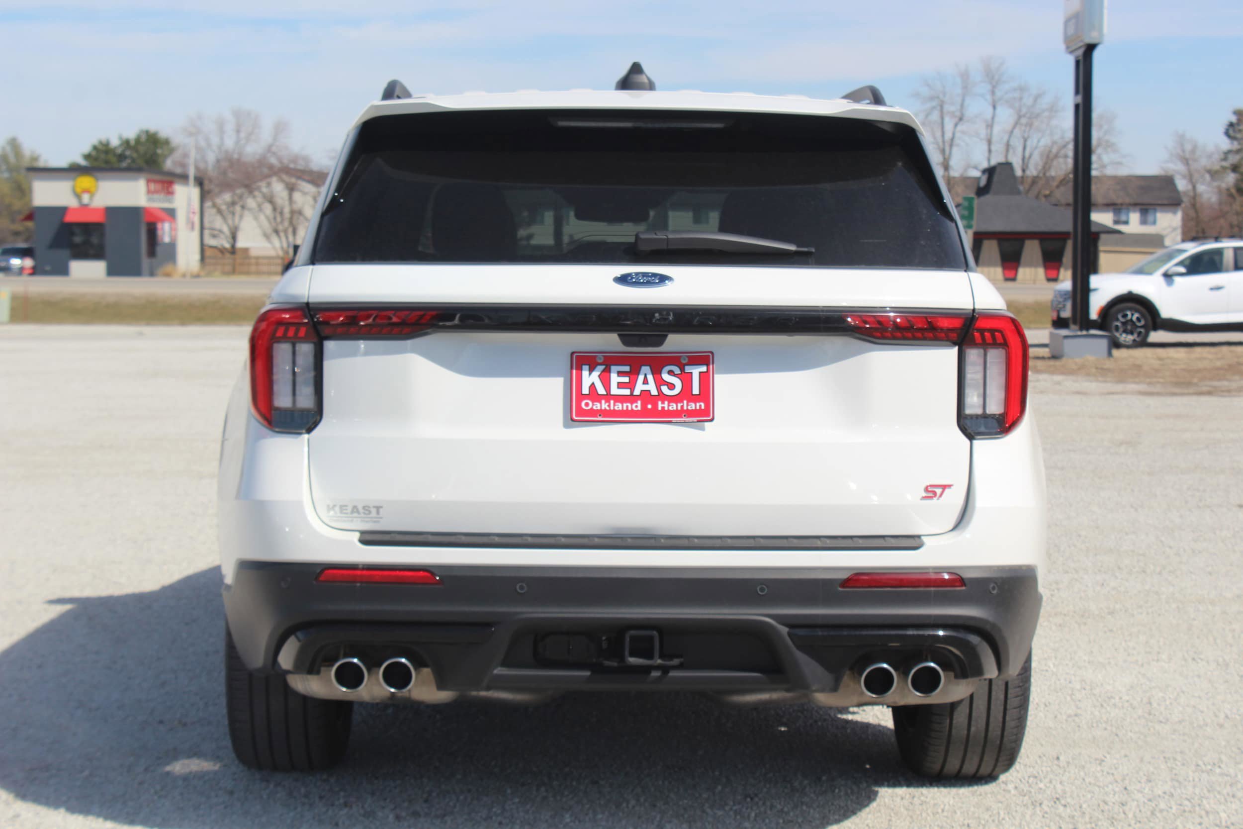 Used 2025 Ford Explorer ST image 6