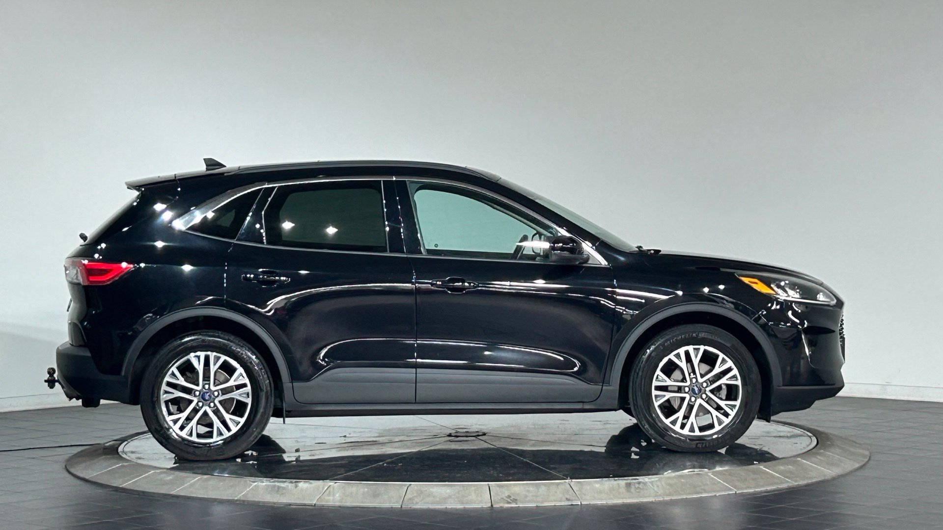 Used 2020 Ford Escape SEL AWD/4WD image 11