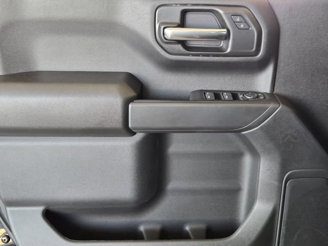 New 2026 Chevrolet Silverado 1500 Custom w/ LPO, Dark Essentials Package RWD image 20