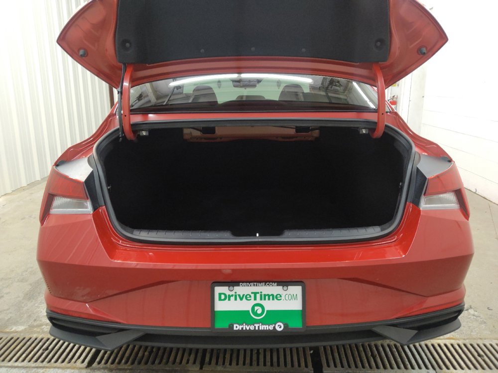 Used 2022 Hyundai Elantra SEL FWD image 29