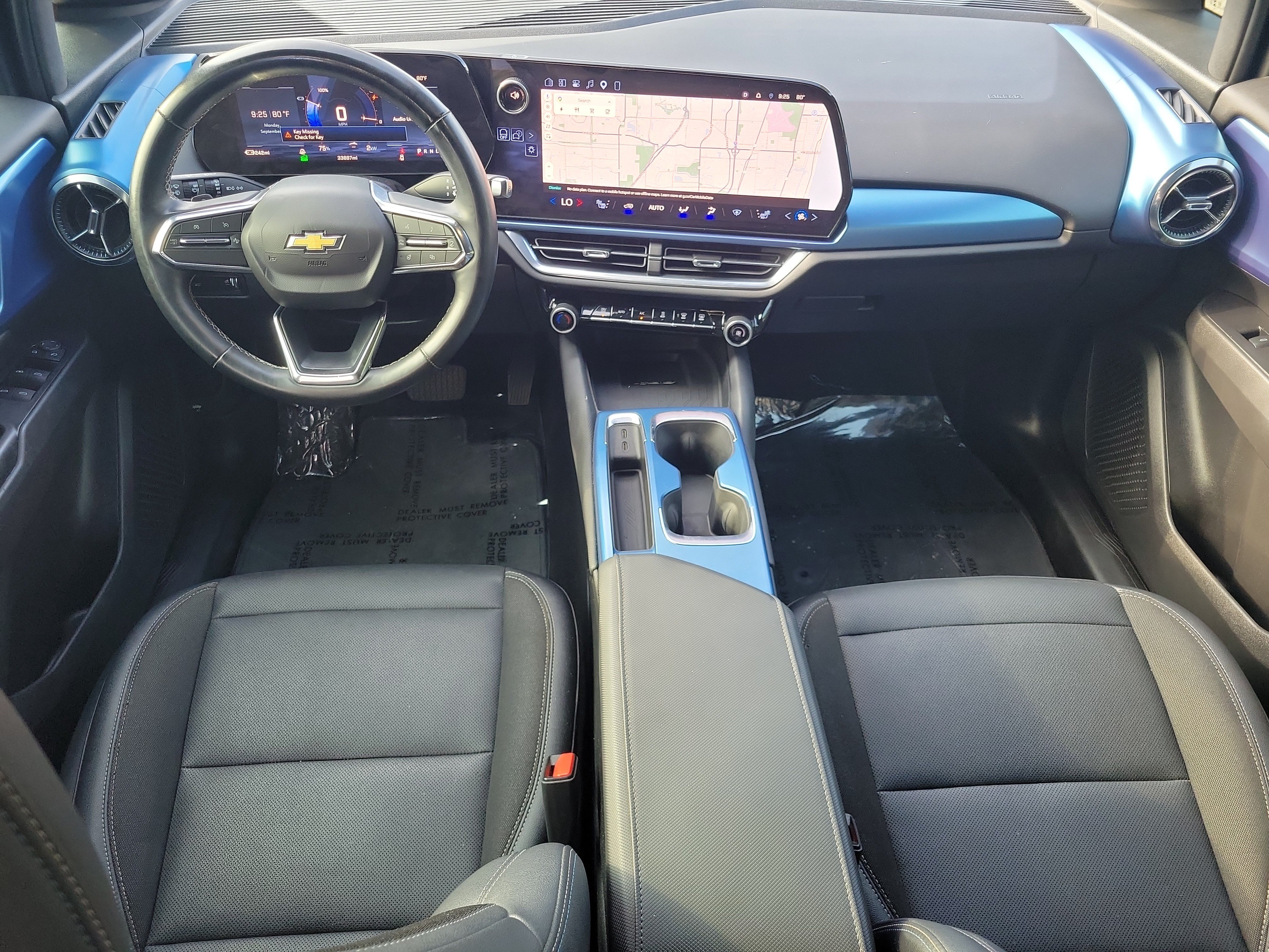 Used 2025 Chevrolet Equinox EV LT w/ Convenience Package FWD image 17