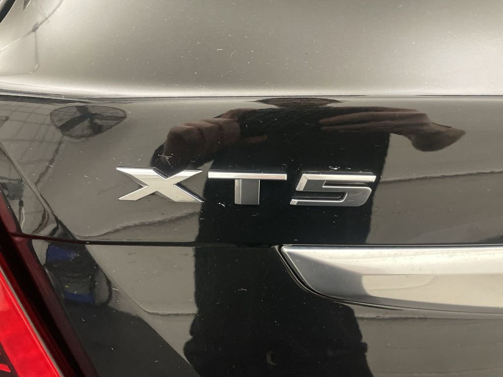 Used 2024 Cadillac XT5 Luxury w/ LPO, Floor Liner Package AWD/4WD image 23