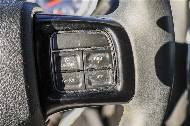 Used 2018 Dodge Grand Caravan SXT w/ Blacktop Package image 16