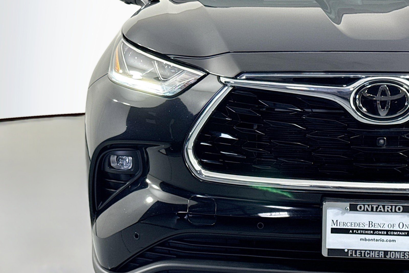 Used 2024 Toyota Highlander Platinum image 15