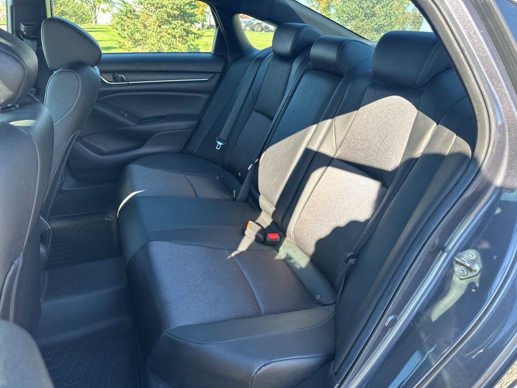 Used 2019 Honda Accord Sport image 12