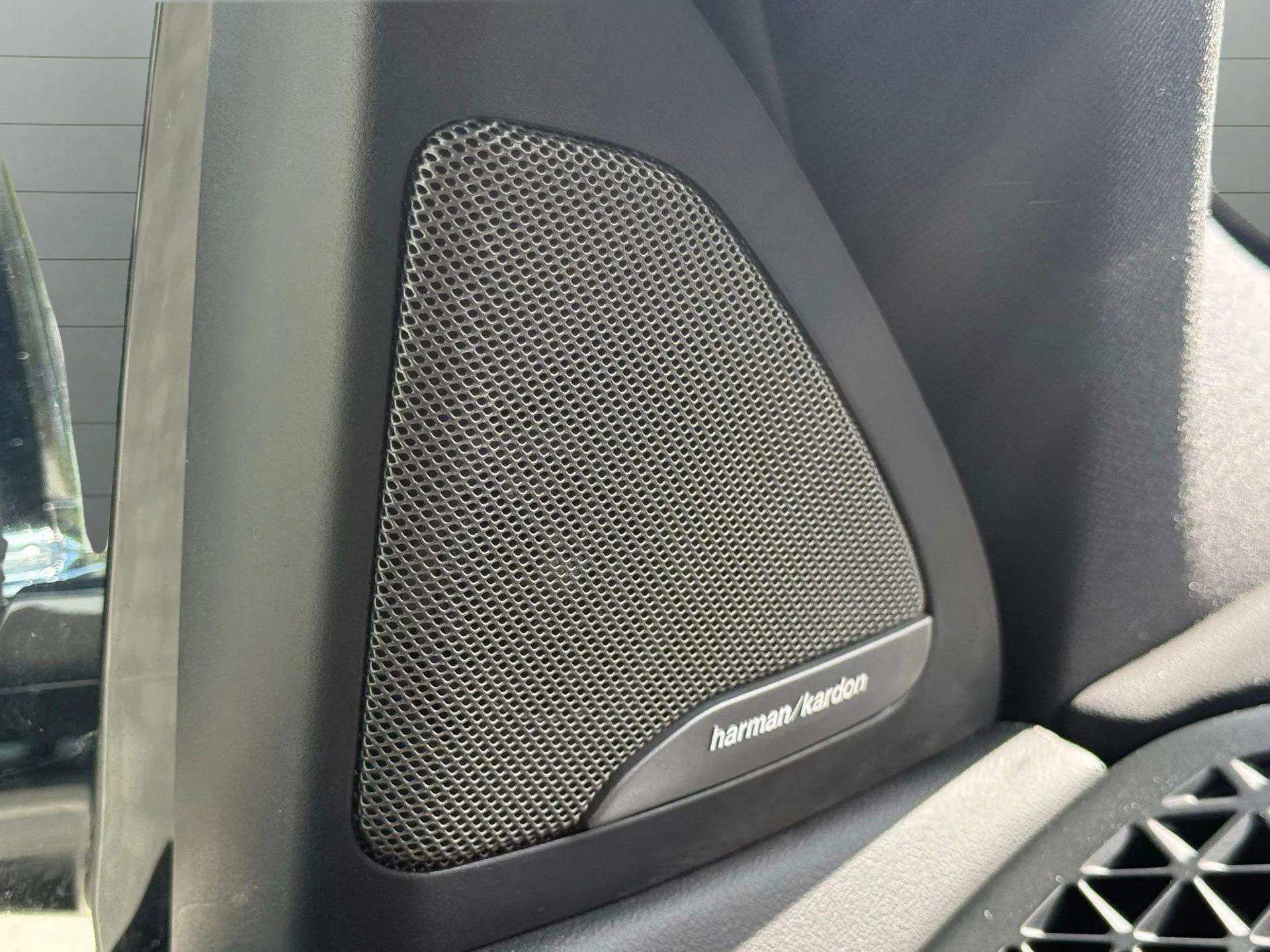 Used 2024 BMW X6 xDrive40i image 36