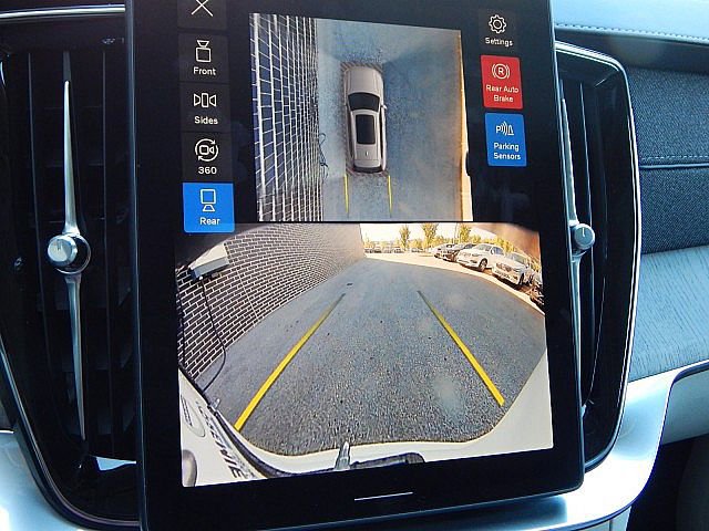 New 2026 Volvo XC90 B6 Ultra w/ Protection Package Premier image 22