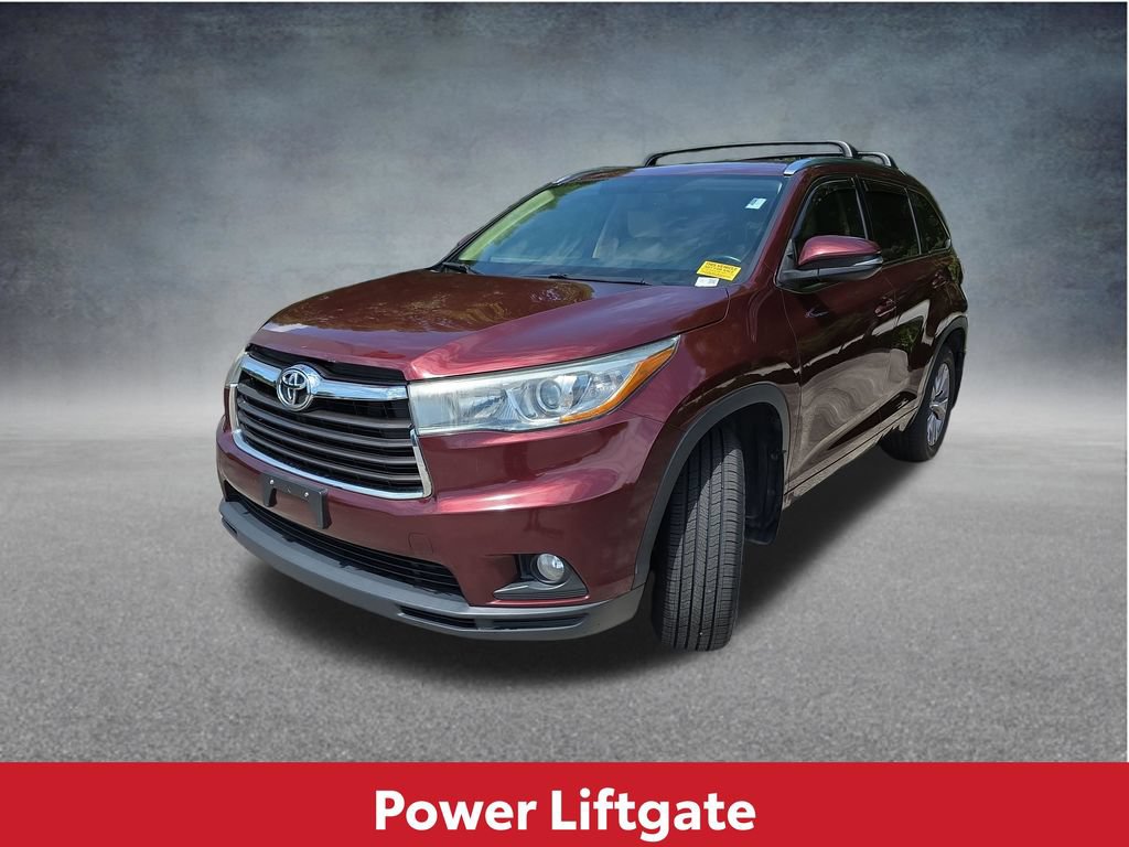 Used 2015 Toyota Highlander XLE AWD/4WD image 11