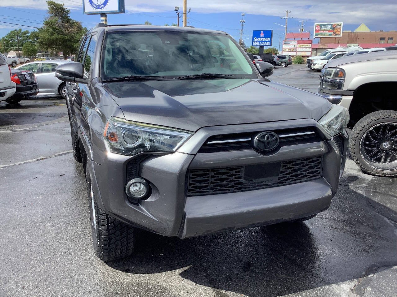 Used 2020 Toyota 4Runner SR5 Premium AWD/4WD image 3