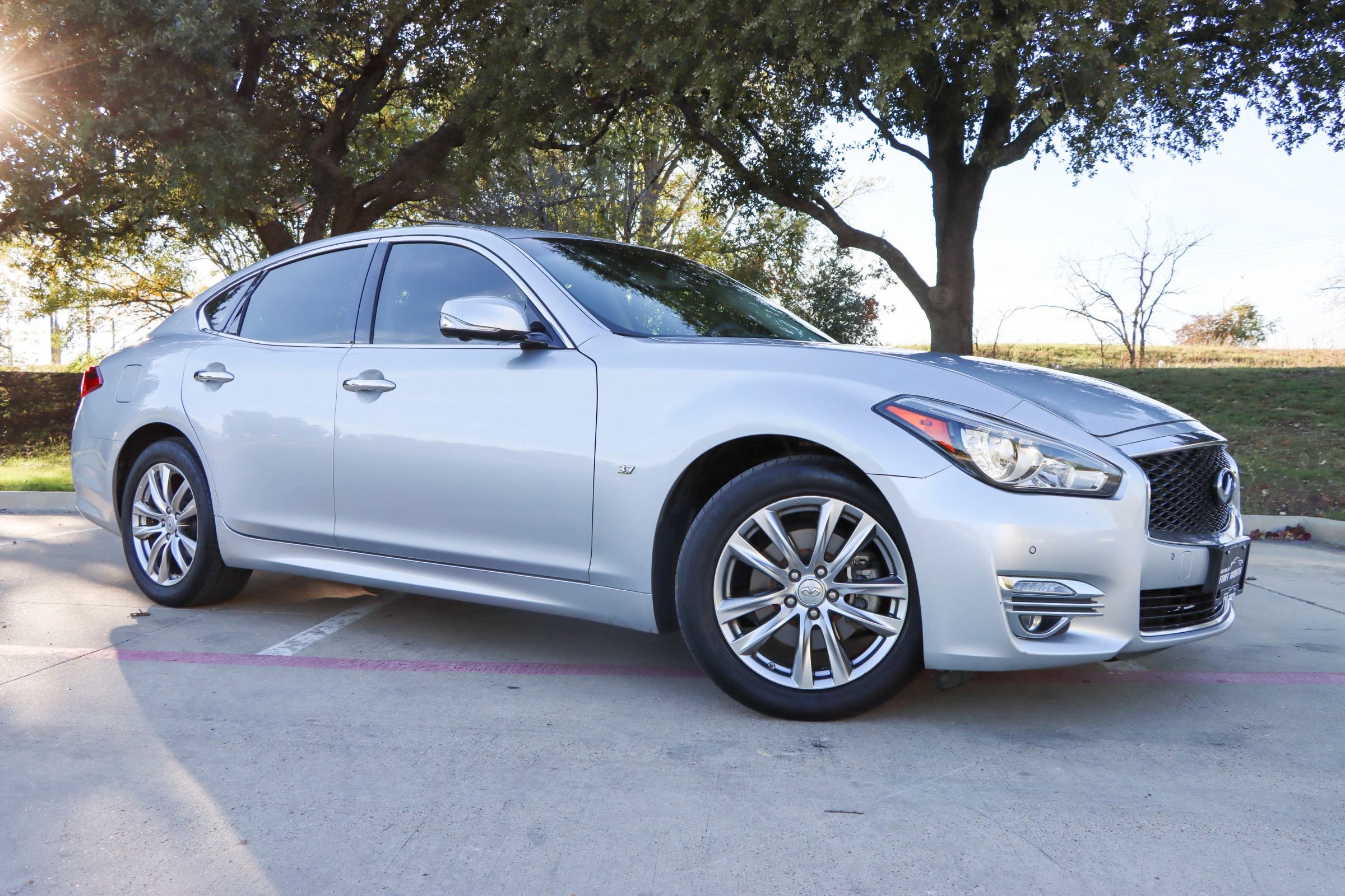 Used 2015 INFINITI Q70 3.7