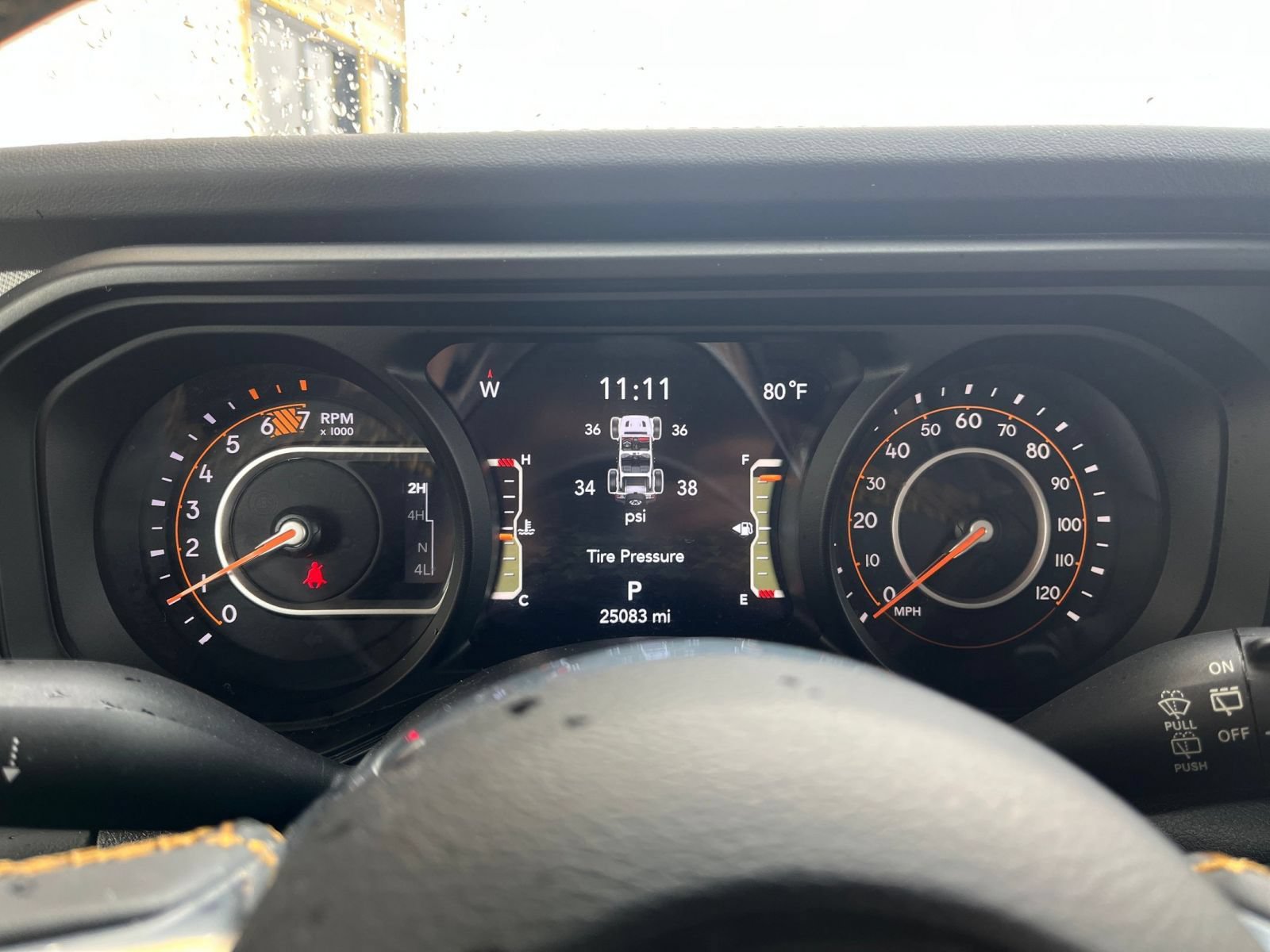 Used 2025 Jeep Wrangler Unlimited Sahara AWD/4WD image 34