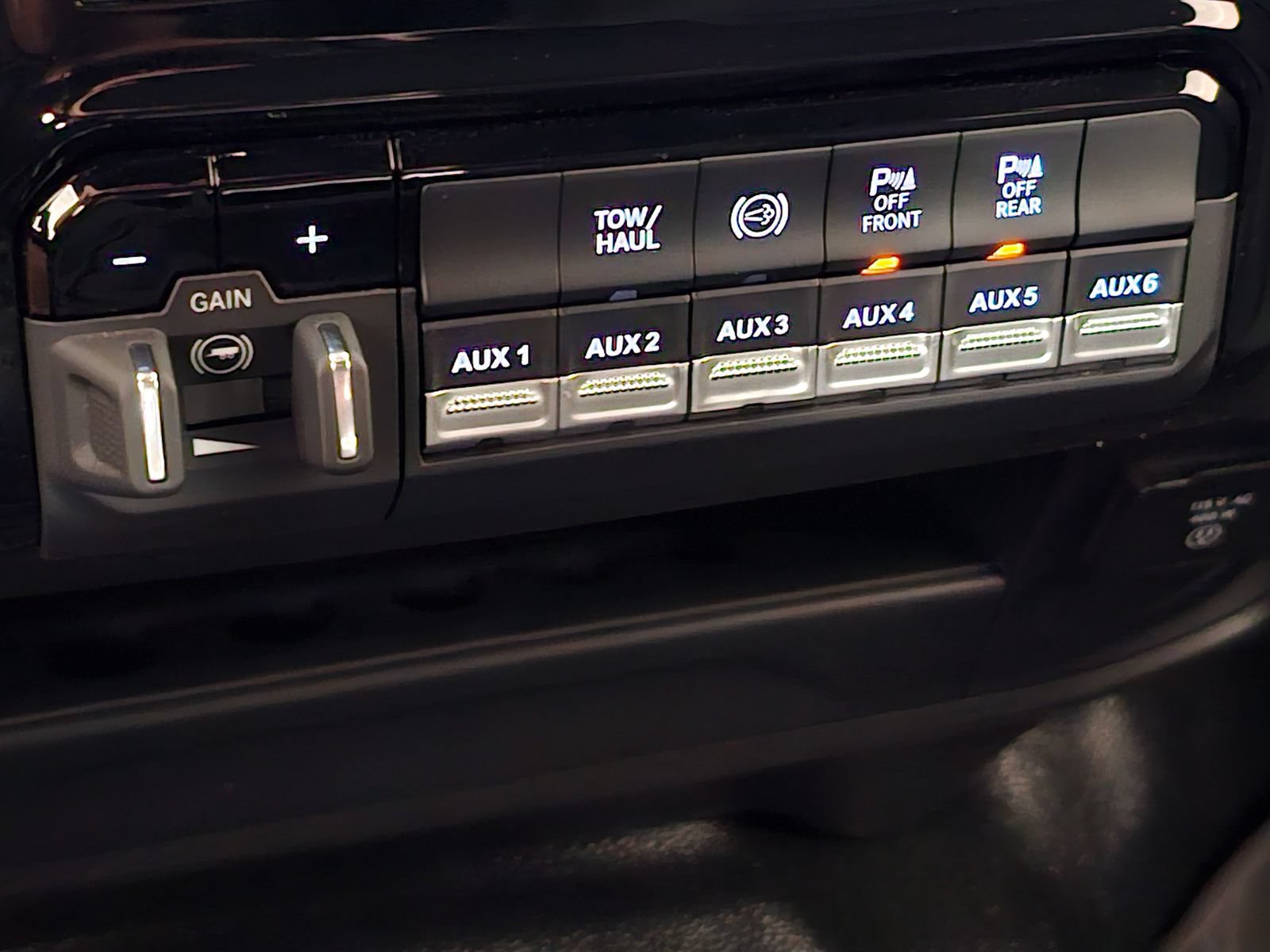 New 2026 RAM 2500 Tradesman AWD/4WD image 16