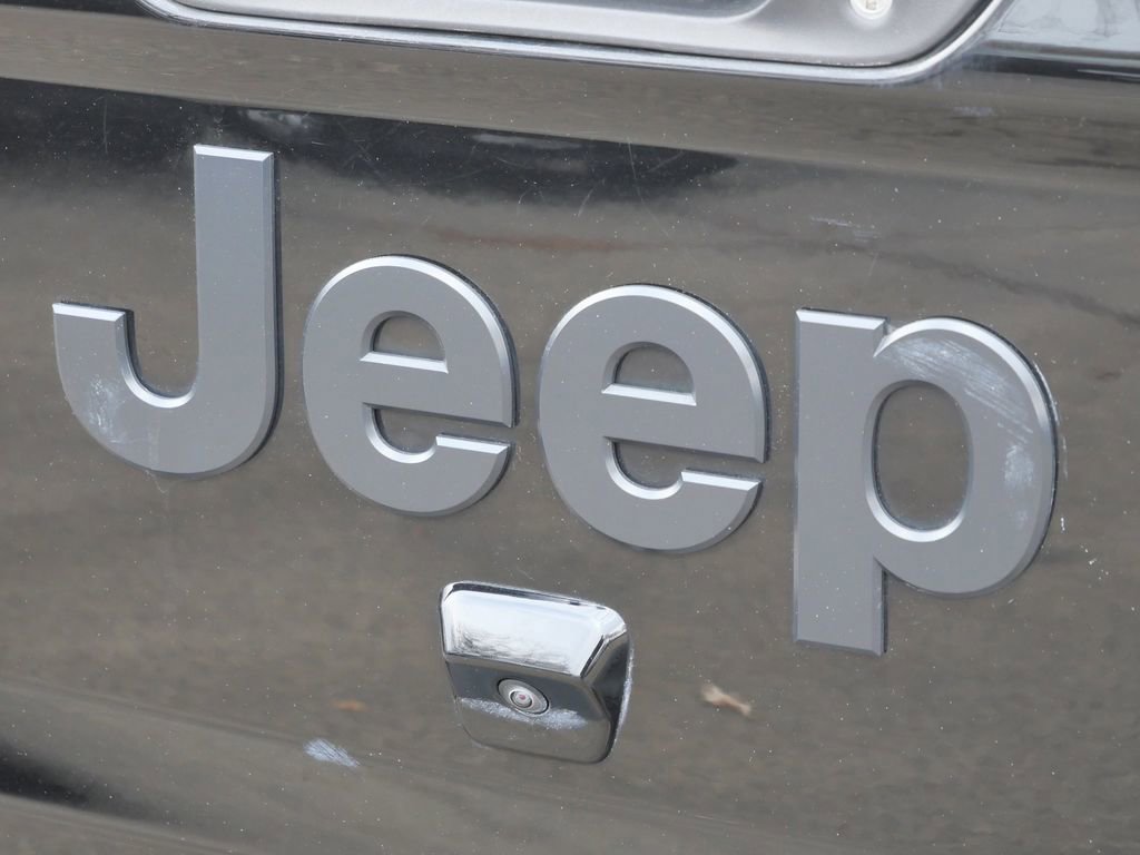 Used 2021 Jeep Gladiator Sport image 20