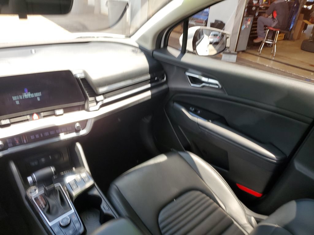 Certified 2023 Kia Sportage SX FWD image 13