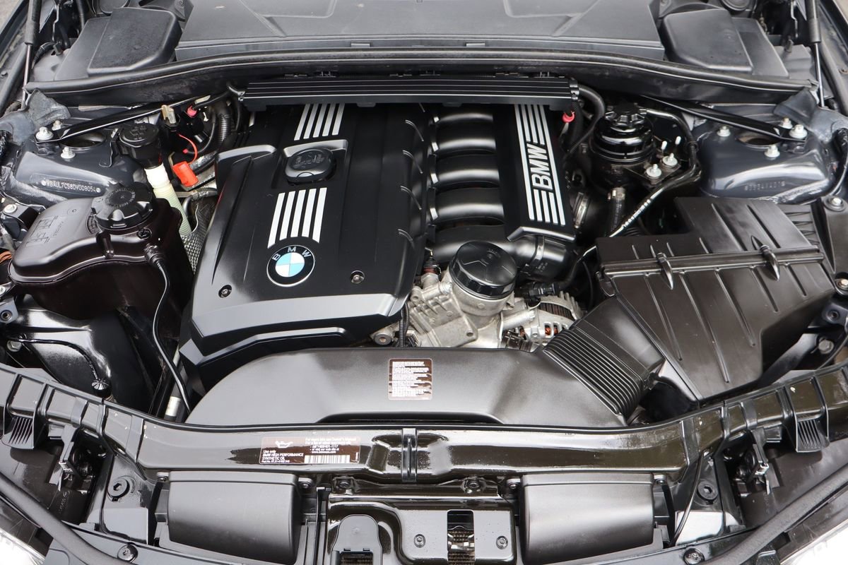 Used 2013 BMW 128i Convertible RWD image 35