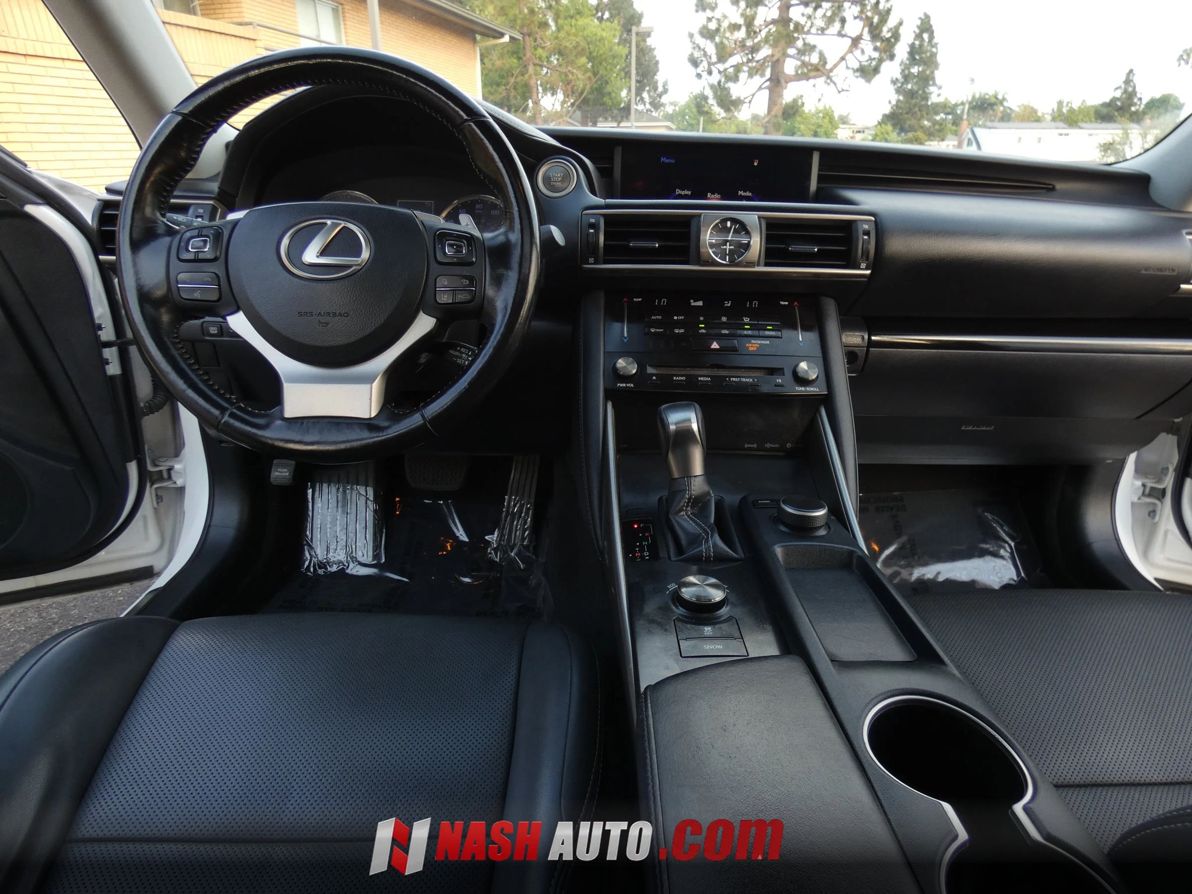 Used 2017 Lexus IS 200t RWD image 23