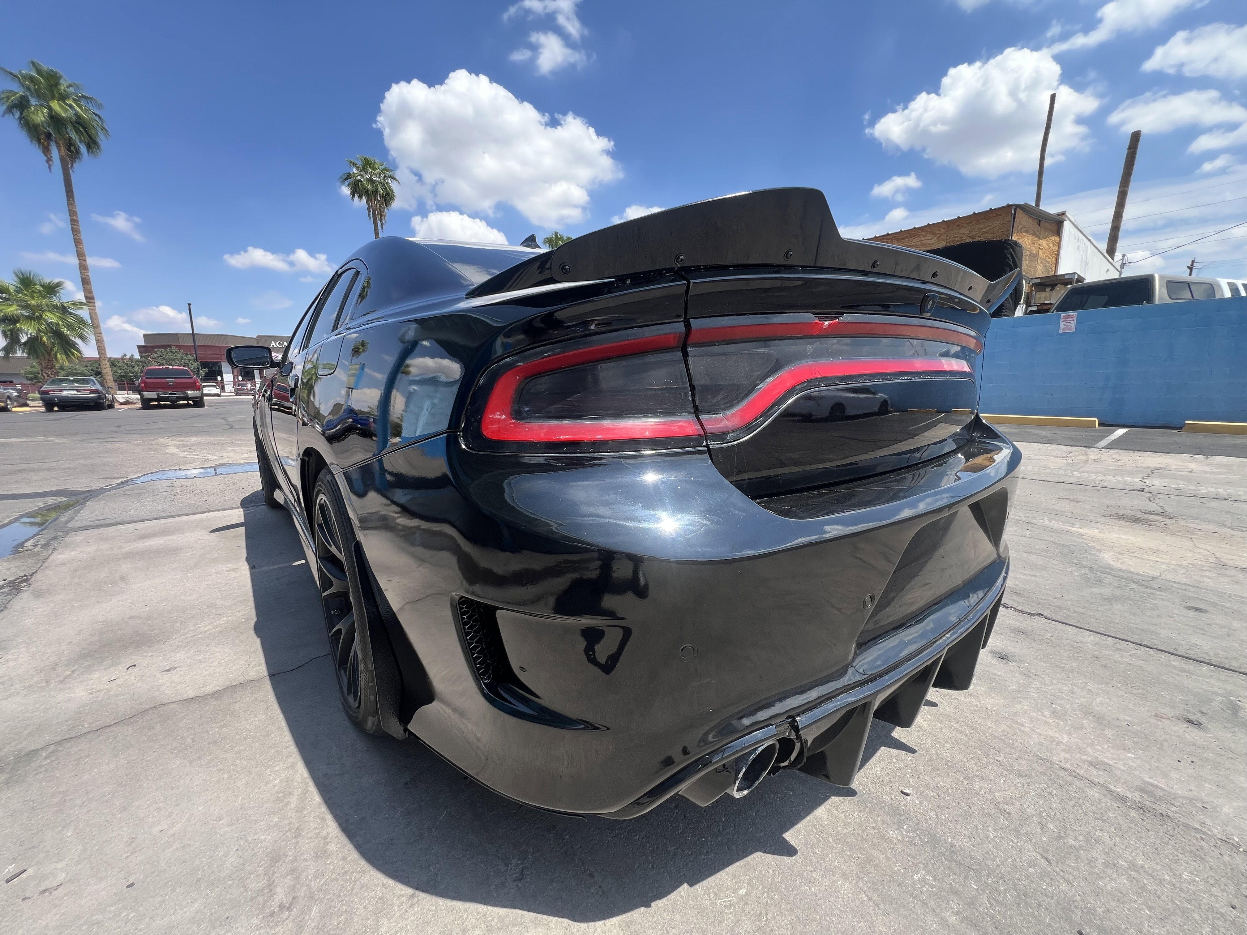 Used 2016 Dodge Charger SRT w/ Technology Group image 5