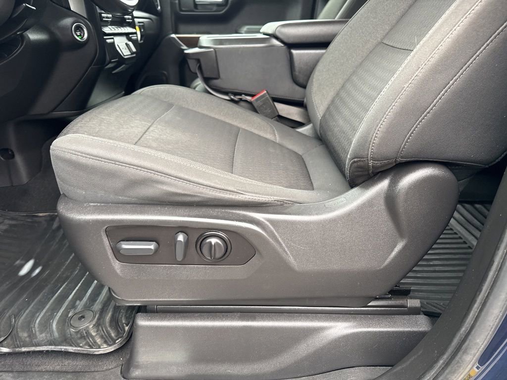 Used 2022 Chevrolet Silverado 1500 RST w/ Z71 Off-Road Package image 15