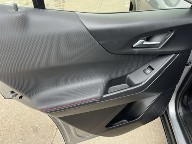 Used 2025 Chevrolet Equinox RS w/ Safety and Technology Package AWD/4WD image 12
