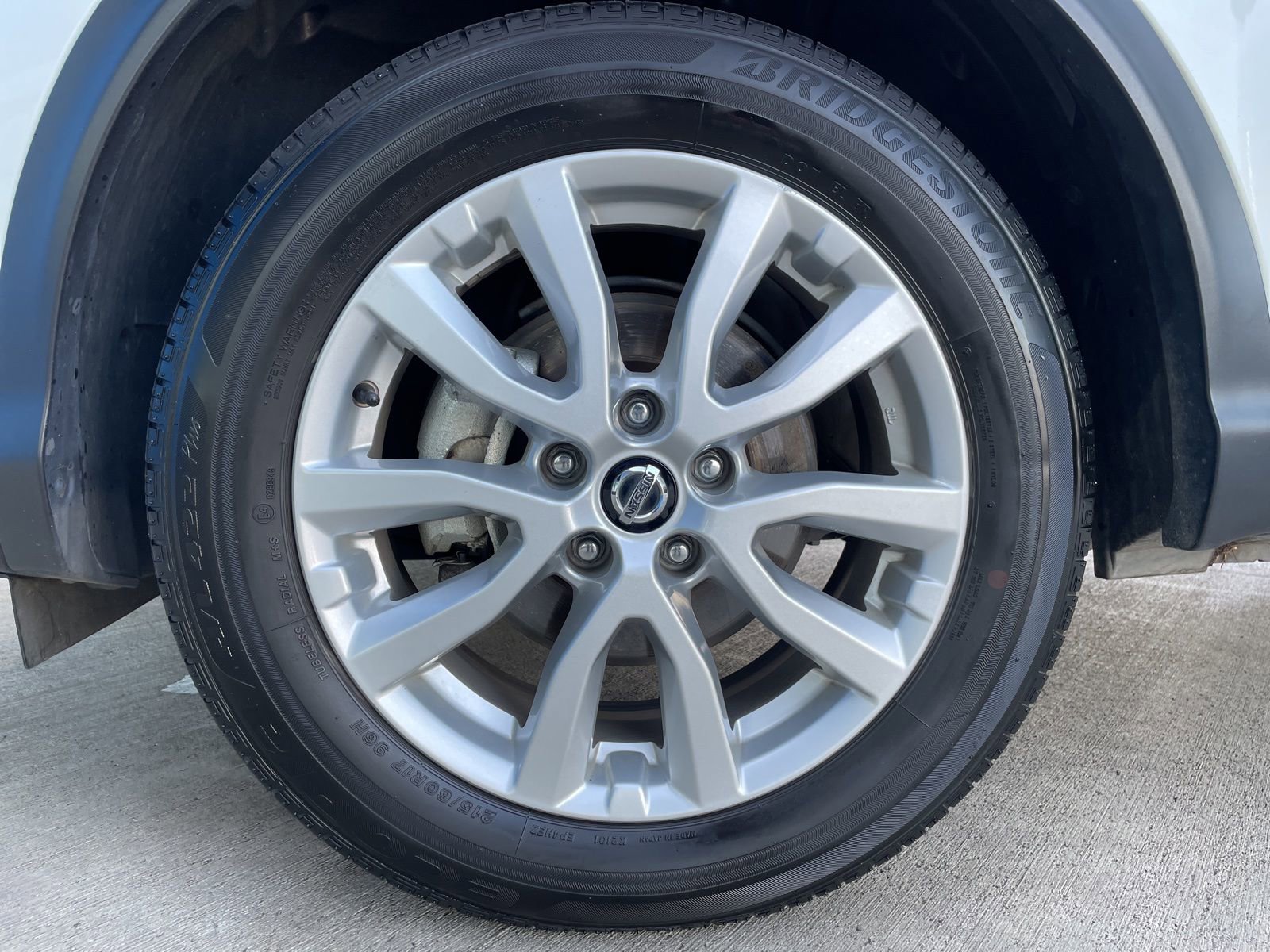 Used 2022 Nissan Rogue Sport SV image 17