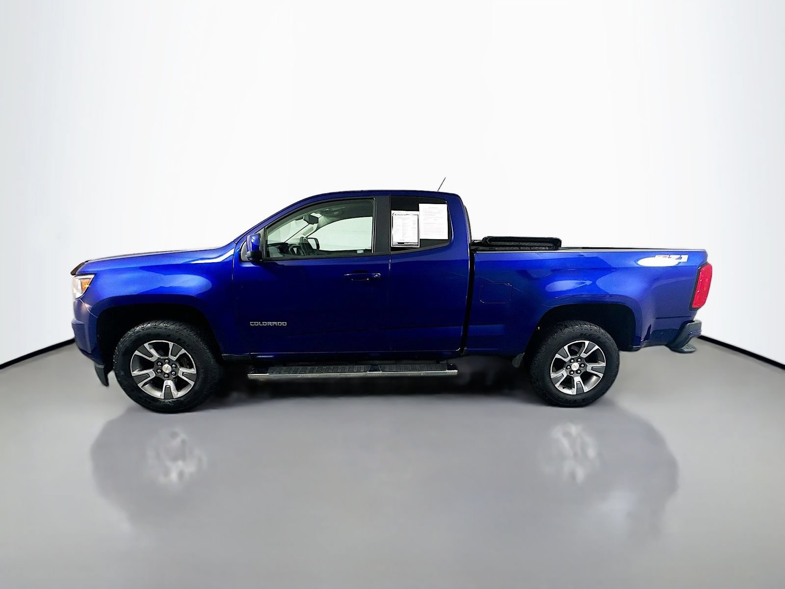 Used 2015 Chevrolet Colorado Z71 AWD/4WD image 4