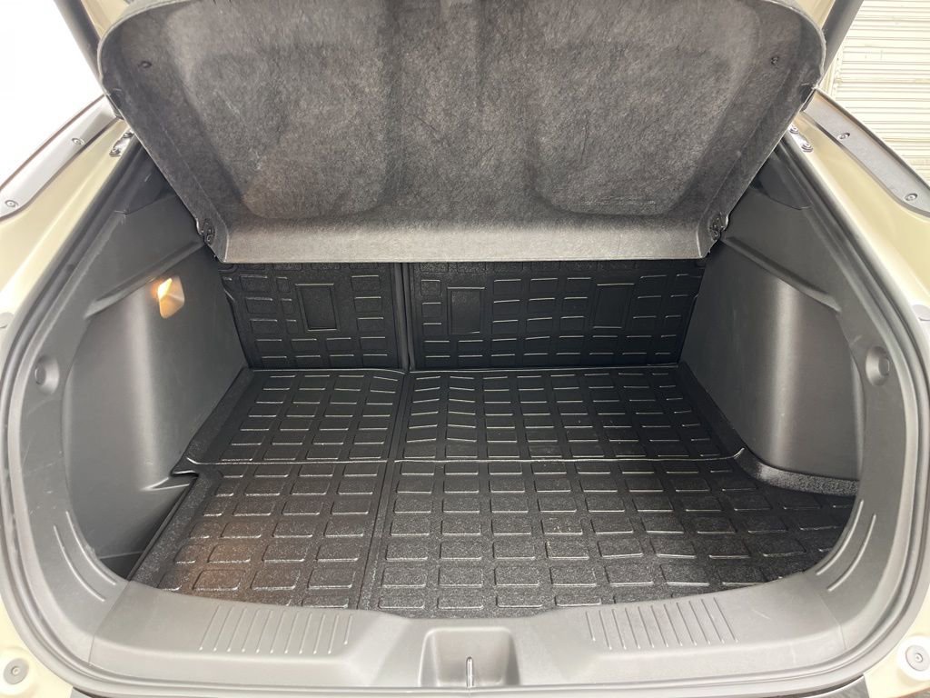 Used 2026 Buick Envista Sport Touring w/ Studio Series FWD image 23