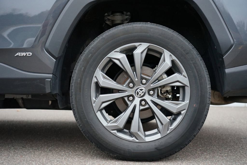 Used 2023 Toyota RAV4 Limited image 36