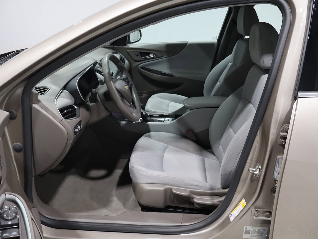 Used 2023 Chevrolet Malibu LS image 11