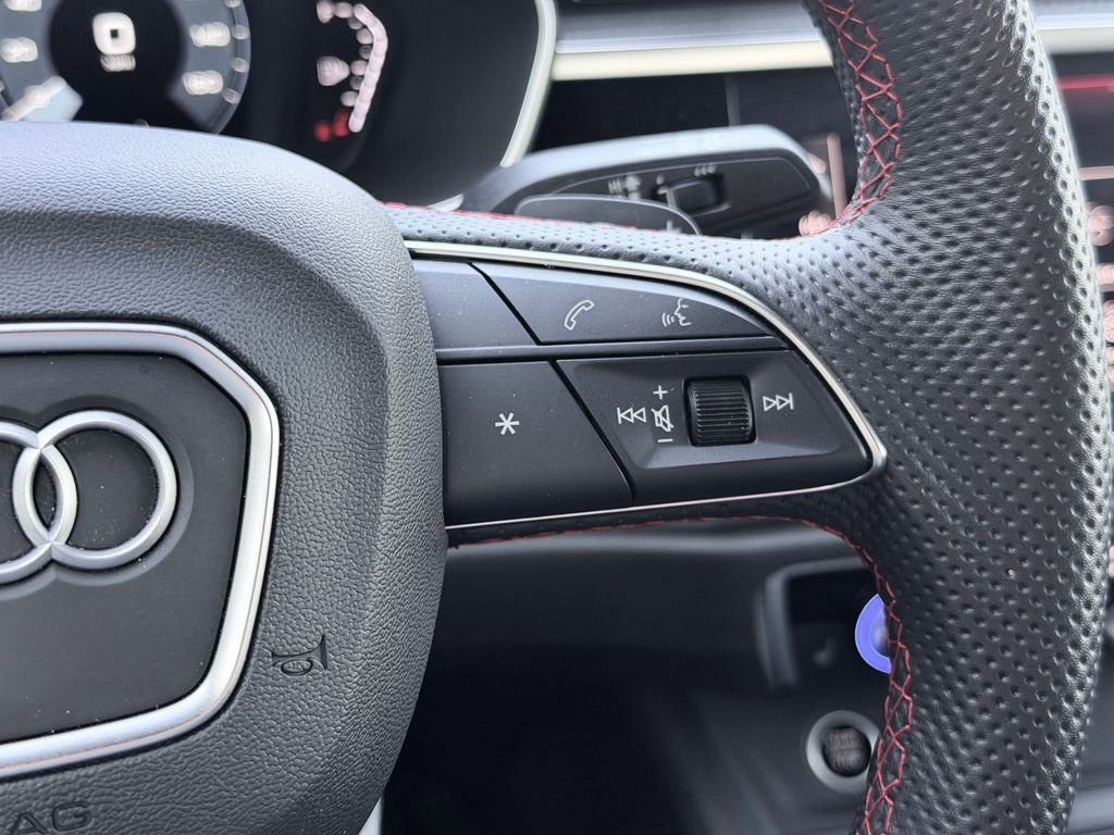 Used 2025 Audi Q3 2.0T Premium Plus w/ Premium Plus Package image 15